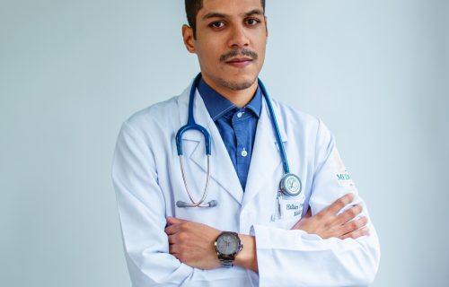 Dr. Hallan Reis