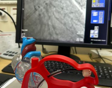 HMC REALIZA PROCEDIMENTOS INÉDITOS E AVANÇA EM INOVAÇÃO NA HEMODINÂMICA (4)